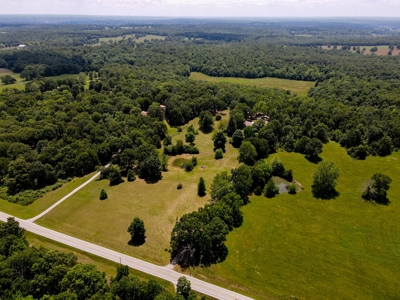 Country Home in Thayer Missouri - image 39