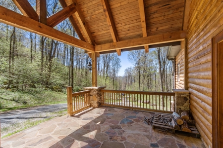 Log Cabin in Mitchell County NC - image 44