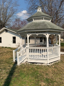 Home in Town in Thayer Missouri - image 22