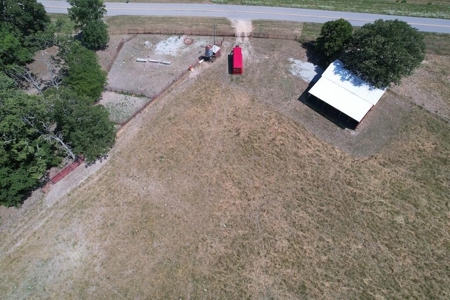 Exceptional Farm and Home on 253 Acres - image 4