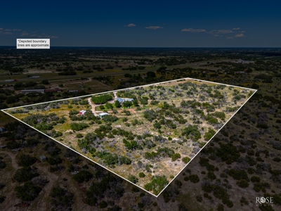 Charming Custom-Built Home with Stunning Views Sonora TX - image 45
