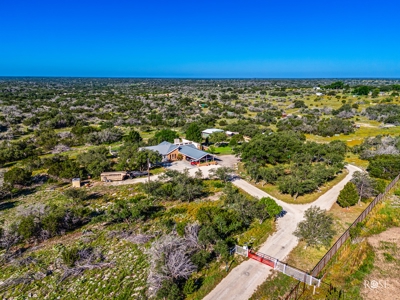 Charming Custom-Built Home with Stunning Views Sonora TX - image 1