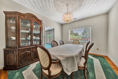 Large Brick Family Home for Sale in Vinton VA - image 9