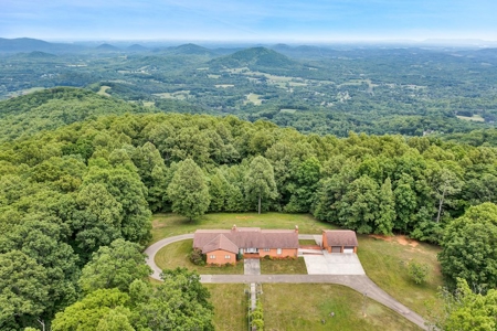 Large Brick Family Home for Sale in Vinton VA - image 1
