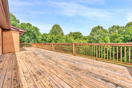 Large Brick Family Home for Sale in Vinton VA - image 14