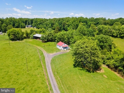Culpeper's Val Verde: A Blend of Heritage and Contemporary - image 40