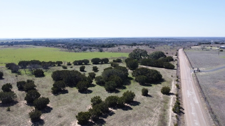 Find Your Texas Sanctuary: 25 Acres Ready for Building! - image 10