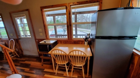 Vacation Cabin Joining Ozark National Forest For Sale - image 12