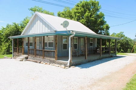 Vacation Cabin Joining Ozark National Forest For Sale - image 3