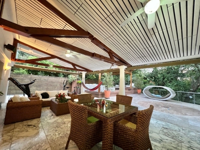 Perfect combination between arquitecture and nature - image 3