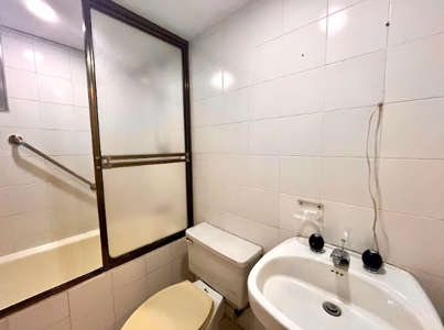 Apartment surrounded by culture and art in Medellin - image 12