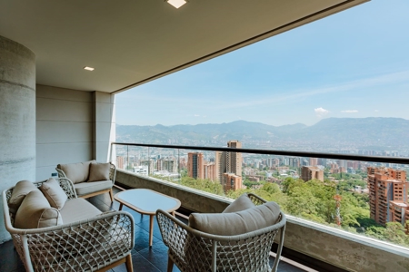 Penthouse for Luxury Living - image 5