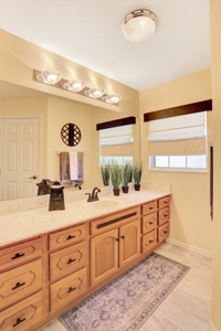 Lovely 3/2 Home In Exclusive On Top Of The World! - image 18