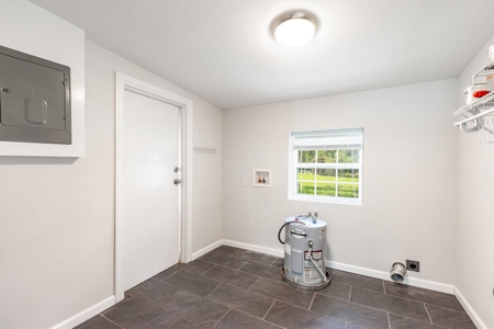 Home For Sale In Suwannee County !!! - image 17
