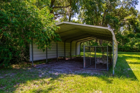 Home For Sale In Suwannee County !!! - image 8