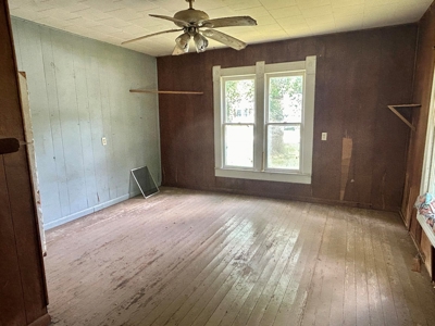 Fixer-upper house for sale in Ava Mo. - image 3