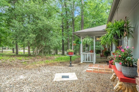 3/2/1 Holly Lake Ranch, Texas - Wood County - East Of Dallas - image 4