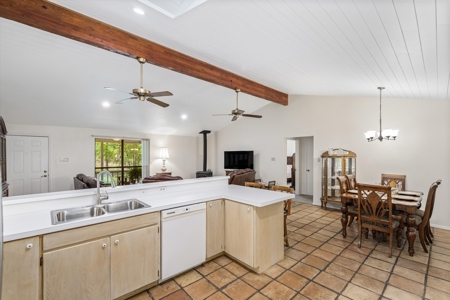 3/2/1 Holly Lake Ranch, Texas - Wood County - East Of Dallas - image 24