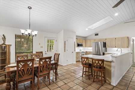3/2/1 Holly Lake Ranch, Texas - Wood County - East Of Dallas - image 20