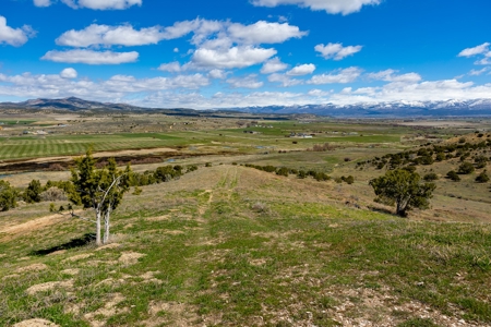 Utah Ranch with Incredible Water Well for Development - image 1