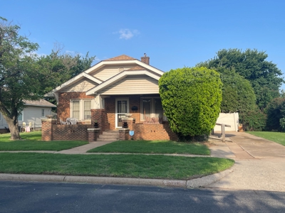 Clinton, OK Home for Sale – 3 bed, 1 bath - image 3