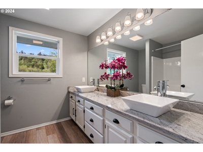 Stunning Country Home in Yacolt, WA For Sale! - image 26