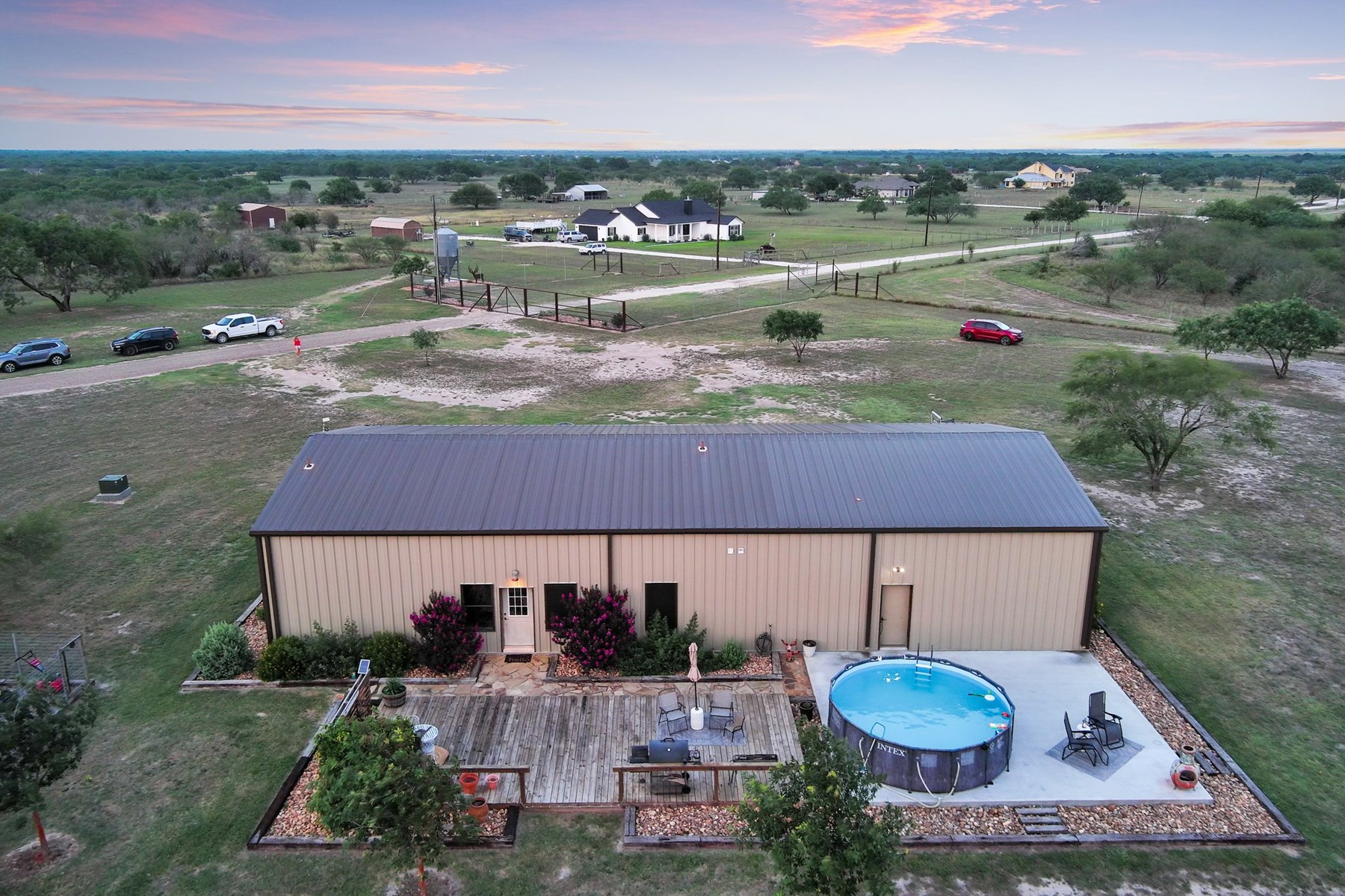 Acreage ~ Country Home in Jim Wells County, TX - image 2