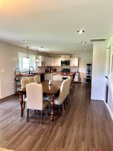 Large country home with land for sale in Squires Mo - image 4