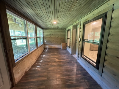 Cedar Lake Luxury Cabin Surrounded by National Forest - image 32