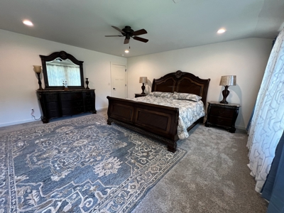 Cedar Lake Luxury Cabin Surrounded by National Forest - image 16