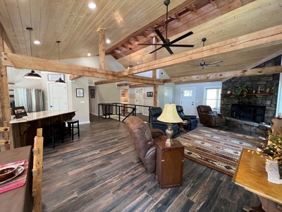 Cedar Lake Luxury Cabin Surrounded by National Forest - image 15