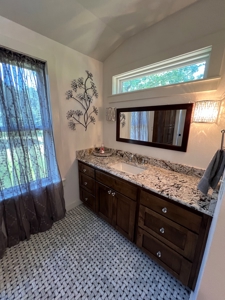Cedar Lake Luxury Cabin Surrounded by National Forest - image 20
