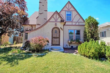 Vintage English Tudor Home for Sale in Historic Downtown - image 2