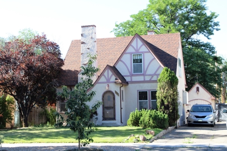 Vintage English Tudor Home for Sale in Historic Downtown - image 33