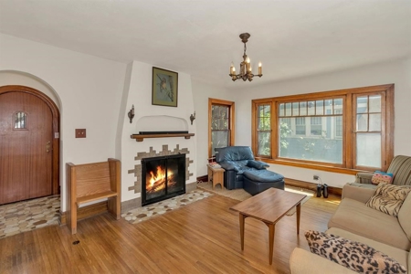 Vintage English Tudor Home for Sale in Historic Downtown - image 8