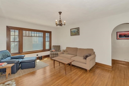 Vintage English Tudor Home for Sale in Historic Downtown - image 6