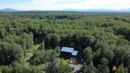 Custom Built Home for Sale in Talkeetna, Alaska - image 27