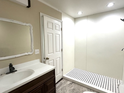 Move in Ready Home in Licking, Missouri with 4 Bedrooms - image 16