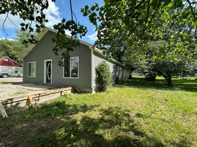 Move in Ready Home in Licking, Missouri with 4 Bedrooms - image 28