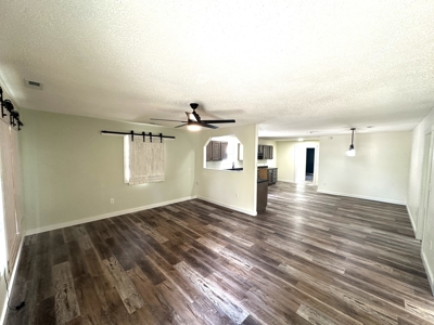 Move in Ready Home in Licking, Missouri with 4 Bedrooms - image 3