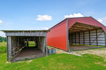 Here is your picket fence Tennessee farm that you have been - image 19