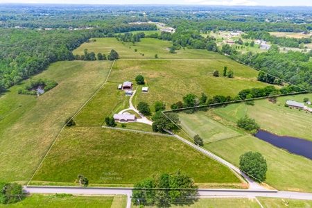 Here is your picket fence Tennessee farm that you have been - image 11