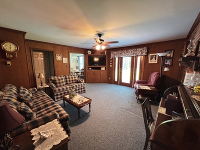 Charming Rural Retreat with Modern Amenities in McKenney, VA - image 12