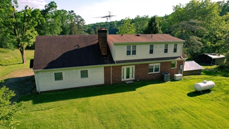 Charming Rural Retreat with Modern Amenities in McKenney, VA - image 5