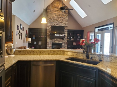 4 Bed 2.5 Bath Country Home On 19.75 Ac In Sawyer Ok For Sal - image 8