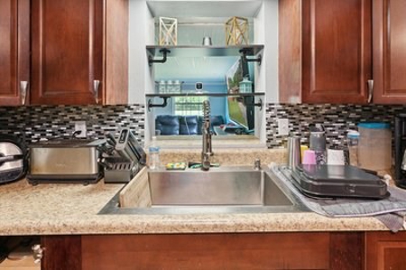 Home For Sale On 2.5 Acres In North Central Florida - image 13