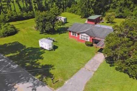 Home For Sale On 2.5 Acres In North Central Florida - image 35