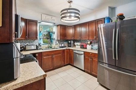 Home For Sale On 2.5 Acres In North Central Florida - image 14