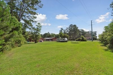 Home For Sale On 2.5 Acres In North Central Florida - image 33