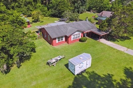 Home For Sale On 2.5 Acres In North Central Florida - image 36